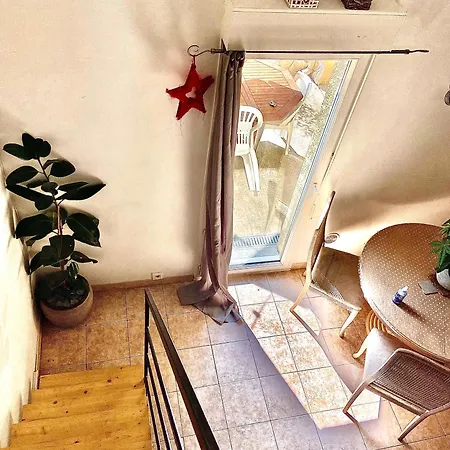 Сasa de vacaciones Loft Des Cigales Wifii Uchaud